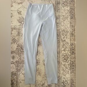 Lululemon Light Blue Wunder Under Leggings